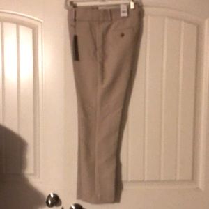 Loft Slim pants in khaki size 4